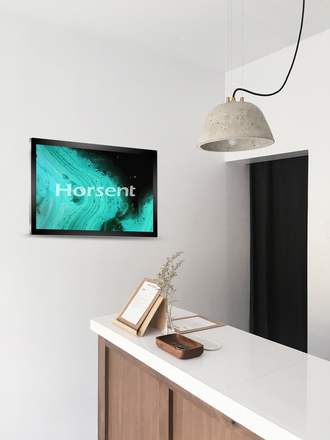 Wallmount touchscreen